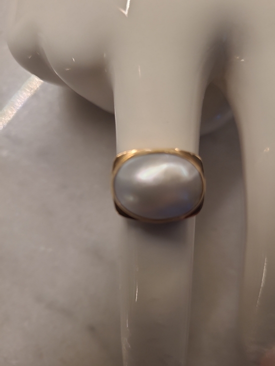 James Avery Jewelry - Retired James Avery Cultured Mabe Pearl Cabochon Ring in 14k Gold  Sz 8